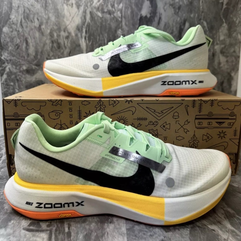 Nike Ultrafly Summit White / Vapor Green